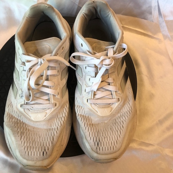 Adidas Men’s Questar Low Top Running Training Tennis Shoe Ombré Stripe 8.5 - Picture 2 of 8